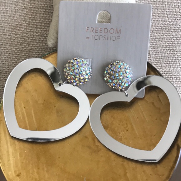 Topshop Heart Dangle Earrings Lightweight Silver Mirror Clubwear Event Party Fun - Picture 3 of 4